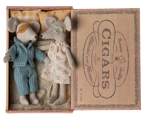 Maileg Mum and Dad Mice in a Cigar Box