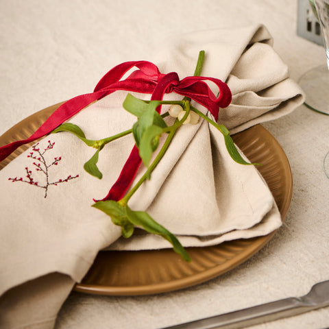 Set of Four Cotton Red Berry Sprig Napkins&nbsp;