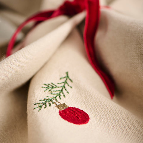 Cotton Napkin with embroidered bauble