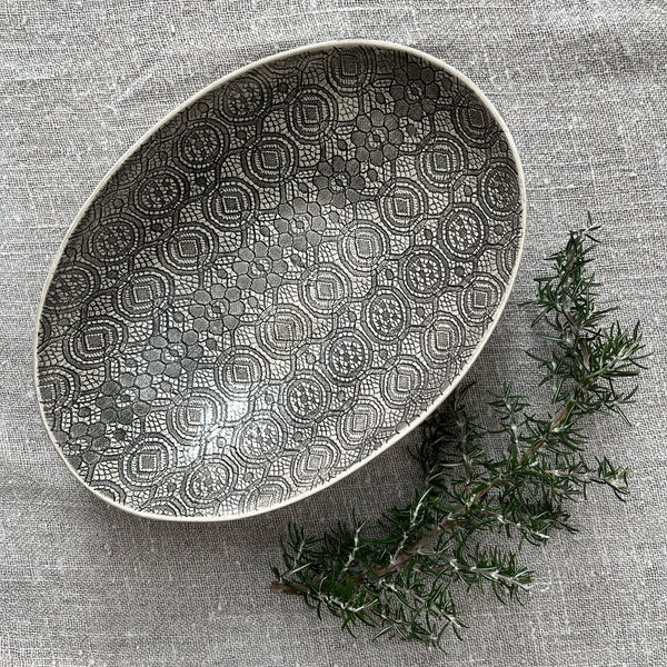 Wonki Ware Oval Bowl - Large - Charcoal