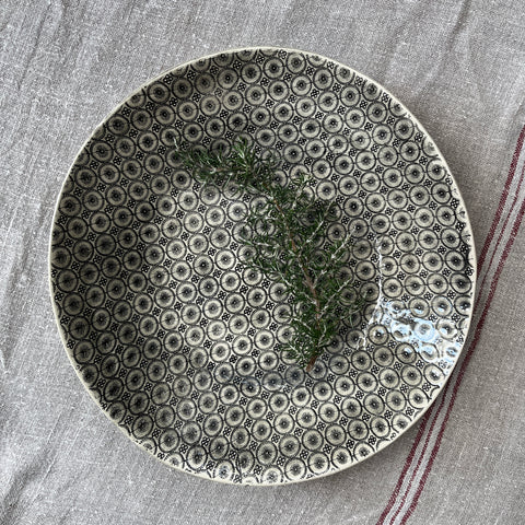 Wonkiware Extra Large Shallow Salad Bowl - Charcoal Lace Pattern