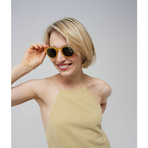Izipizi Sunglasses - Style C - Yellow Honey