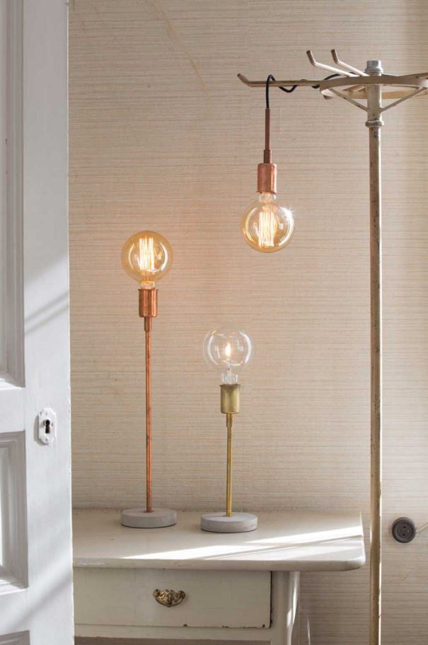 Copper deals light stand